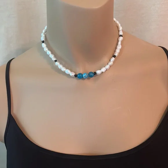 Seaside Pearls Aqua Apatite Beaded Freshwater Pearl Leather Choker Necklace New - Picture 2 of 3
